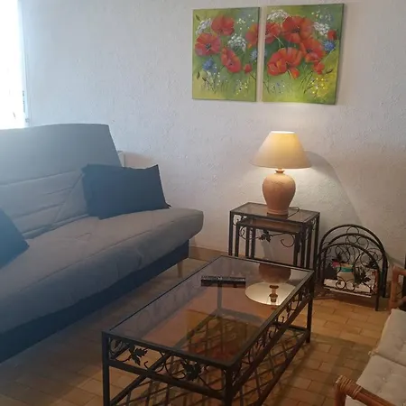 Climatise, Renove, 4 Pers, Proche Et Commerces - Fr-1-696-95 Apartment