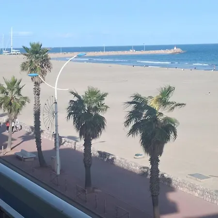 Climatise, Renove, 4 Pers, Proche Et Commerces - Fr-1-696-95 * Canet-en-Roussillon