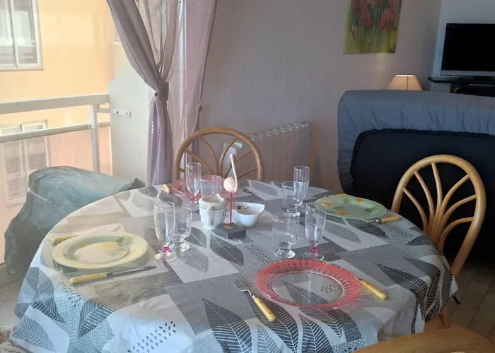 Climatise, Renove, 4 Pers, Proche Et Commerces - Fr-1-696-95 Apartment *